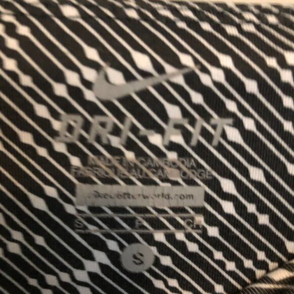 Nike Dri Fit Capri Leggings Womens Small Running Gym Yoga Meteor Black White - Picture 3 of 8